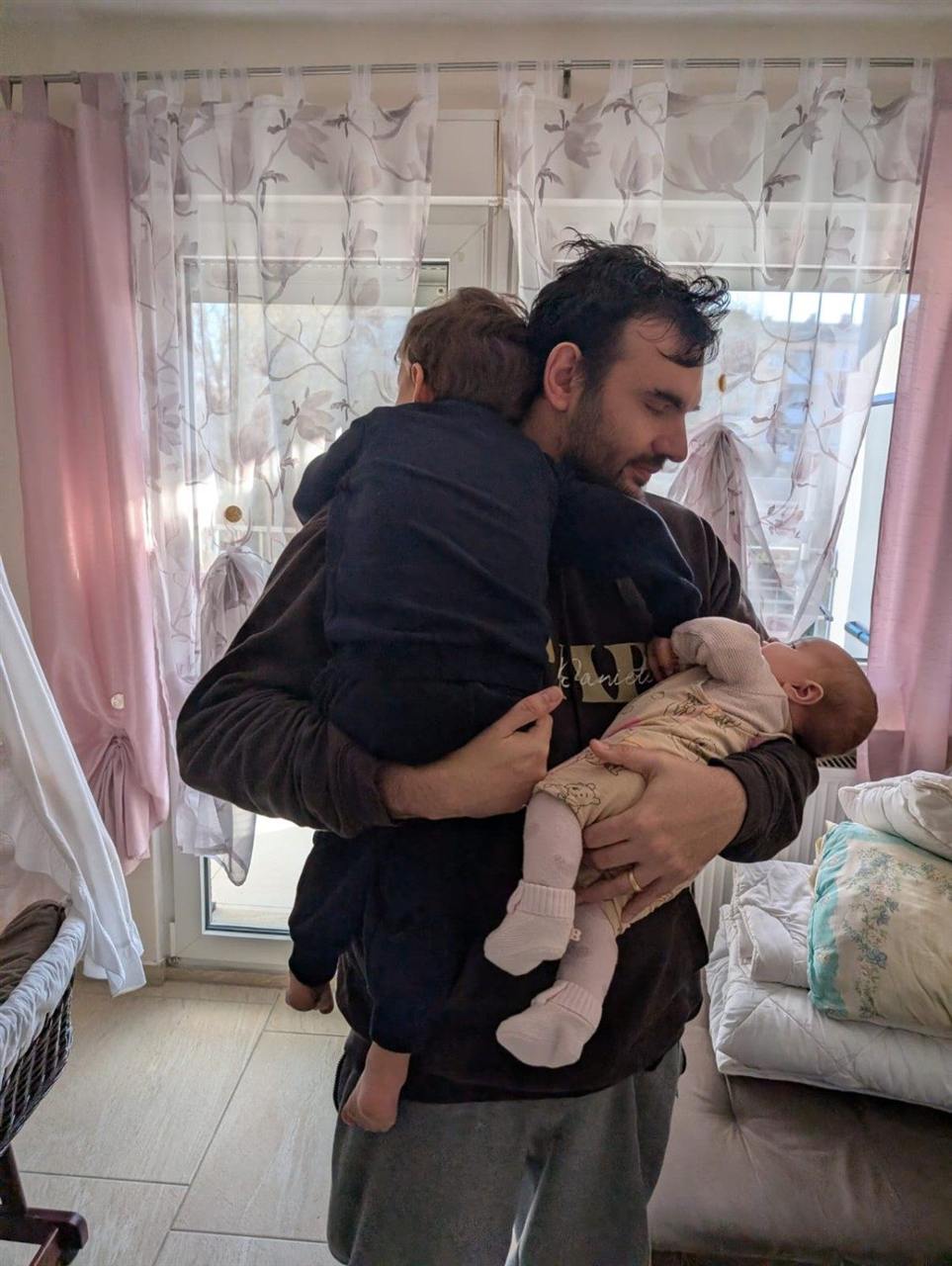 Donato con i suoi due bambini